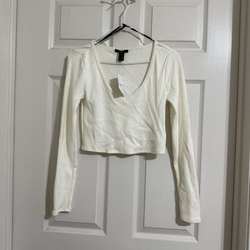 FOREVER 21 Women’s White Solid V-Neck Long Sleeve Cropped Knit Top M